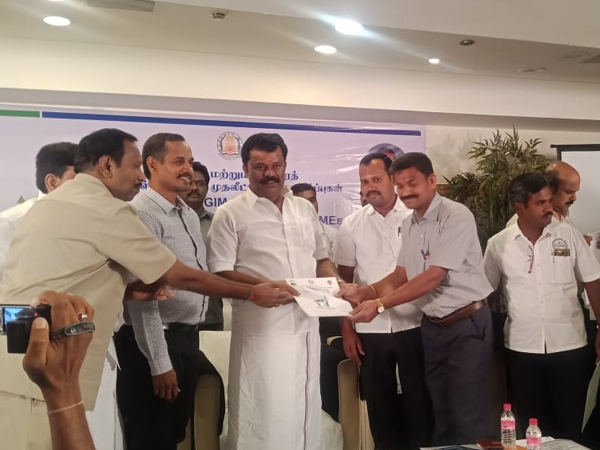 about titan builders photo